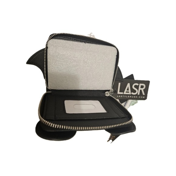 LOUNGEFLY X LASR Exclusive Disney Mickey Bat Halloween Zip Wallet NWT - Picture 2 of 3